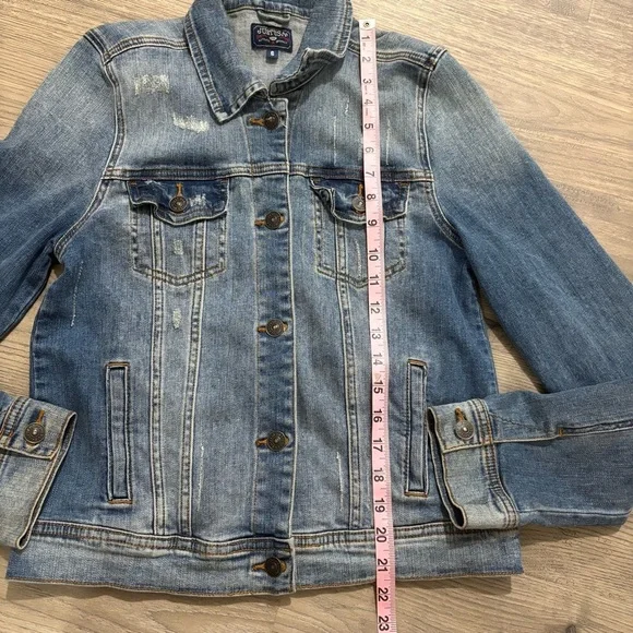 Just USA Women’s Sz S Denim Jacket Distressed Classic Stretch - Picture 8 of 10
